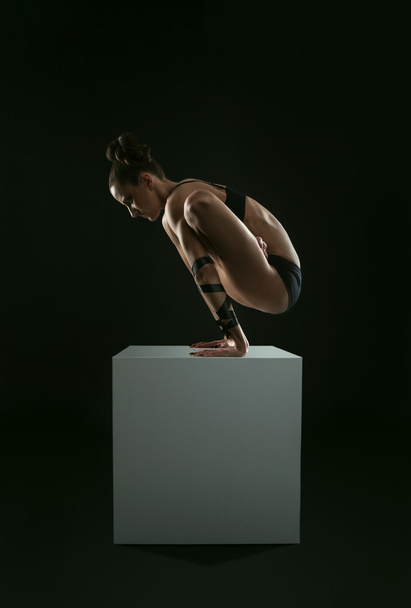 Pendulum yoga pose - Foto, Imagem