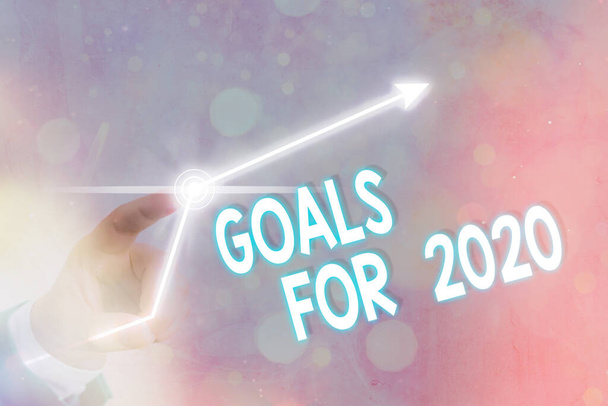 Κείμενο που δείχνει τους στόχους για το 2020. Έννοια φωτογραφικό αντικείμενο ενός ατόμου φιλοδοξία ή στόχο προσπάθεια ή επιθυμητό αποτέλεσμα. - Φωτογραφία, εικόνα