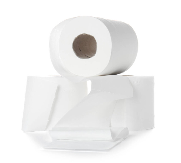 Рулоны туалетной бумаги на белом фоне - Фото, изображение