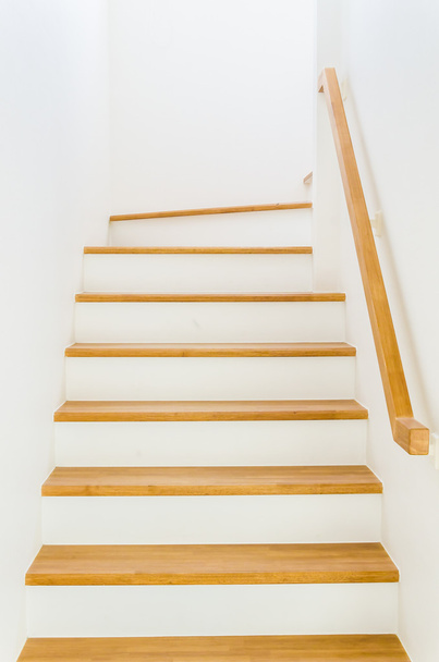 belső fa lépcső - Fotó, kép