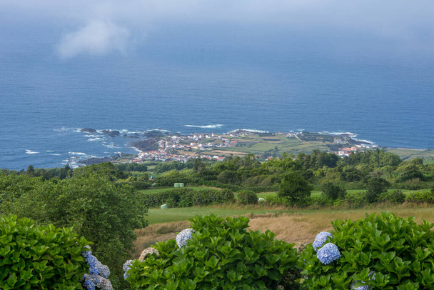 Spaziergang auf dem Azoren-Archipel. Entdeckung der Insel Sao Miguel, Azoren. Portugal - Foto, Bild
