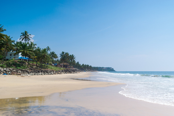 απίστευτη ινδική παραλίες, μαύρη παραλία, varkala. Κεράλα, Ινδία. - Φωτογραφία, εικόνα