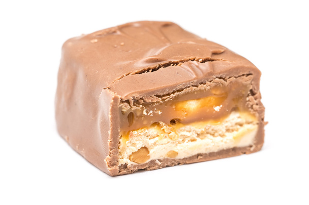 Caramel en pinda's chocolade bar - Foto, afbeelding