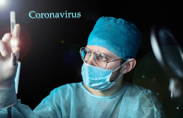 epidemic test and blood in the doctors hand coronavirus test tube COVID -2019 - Zdjęcie, obraz