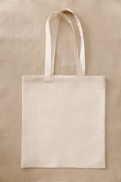 Пустой холст сумка тотализатор, дизайн макет с копировальным пространством. Сумки ручной работы
. - Фото, изображение