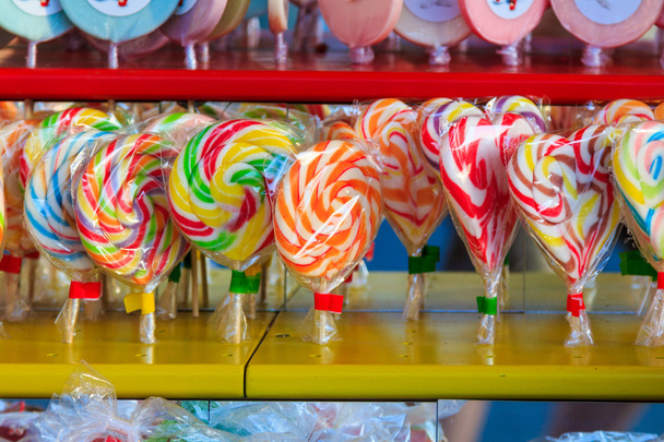 kleurrijke snoep lollies - Foto, afbeelding