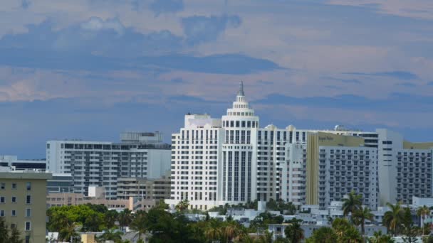 Famosi hotel sulla spiaggia di Miami girato su 6k Blackmagic braw camera
 - Filmati, video