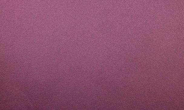 Una struttura in lamiera metallica di colore viola
. - Foto, immagini