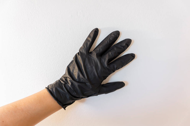 Černé rukavice izolované na bílém pozadí - Fotografie, Obrázek