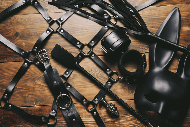 Set van erotisch speelgoed voor BDSM seks - Foto, afbeelding
