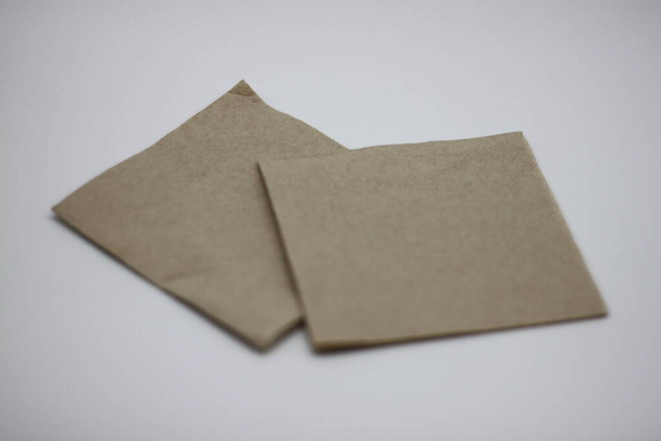 ekologické papírové ubrousky vyrobené ze 100% recyklovaného papíru - Fotografie, Obrázek