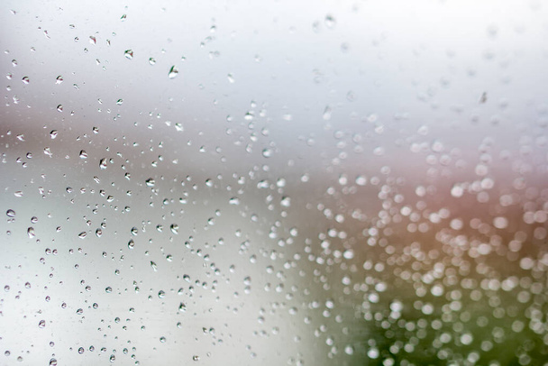 Gotas de chuva na janela, dia chuvoso
. - Foto, Imagem
