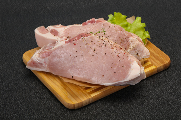 Bife cru de carne de porco pronto para grelhar - Foto, Imagem