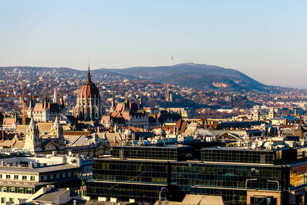 Blick von einem Kirchturm in Budapest - Foto, Bild