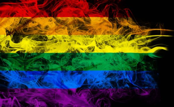 bandera de arco iris ahumado
 - Foto, imagen