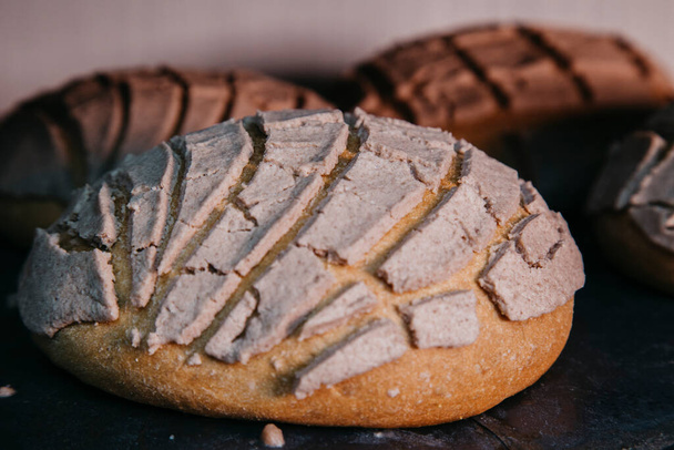 concha con cubierta blanca pan mexicano
 - Foto, imagen