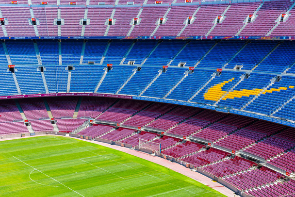 BARCELONA, ESPANJA - toukokuu 28, 2016: CAMP NOU. Panoraamanäkymät Camp Noulle. Stadion jalkapalloseura Barcelona joukkue
. - Valokuva, kuva