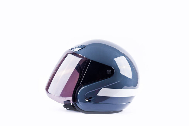 青いオートバイヘルメットサイドビューの白い背景ヘルメットの安全オブジェクトを隔離 - 写真・画像