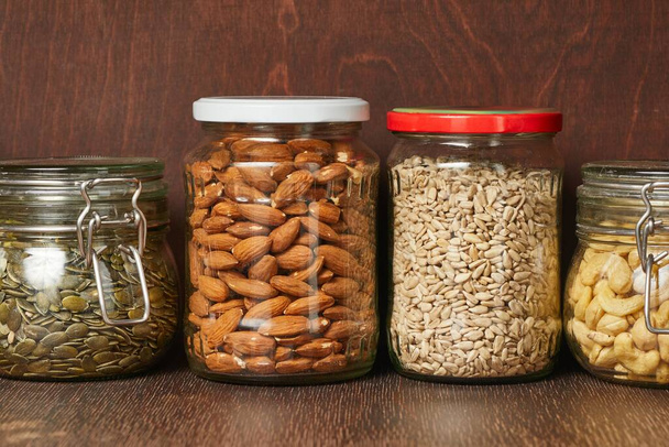 Mix of nuts and seeds - Φωτογραφία, εικόνα