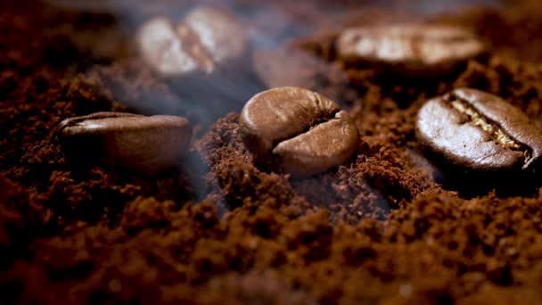 Μυρωδιά φρεσκοψημένου καφέ και αλεσμένου καφέ - Πλάνα, βίντεο