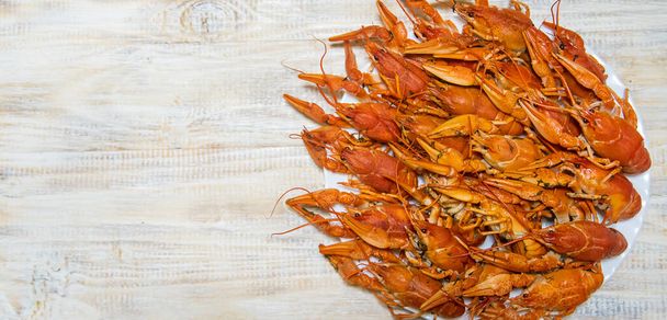 Boiled crayfish on the table. Selective focus. food. - Fotoğraf, Görsel