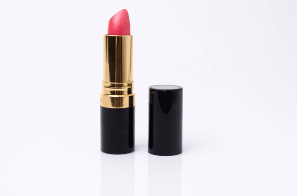 close up of a lipstick on white background - Valokuva, kuva