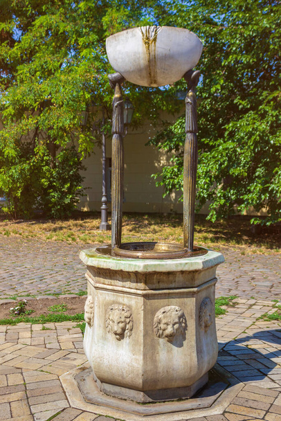 Old City Decorative Well - Photo, Image