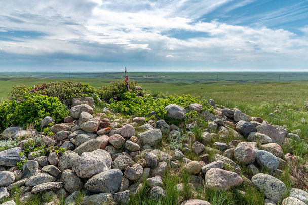 Sundial Hill Medicine Wheel in south eastern Alberta. The Sundial Hill Medicine Wheel is a religious site constructed by indigenous people of the planes. This site may be thousands of years old. - Photo, Image