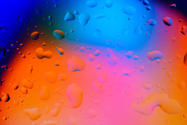 dew drops on glass, abstract background - Φωτογραφία, εικόνα