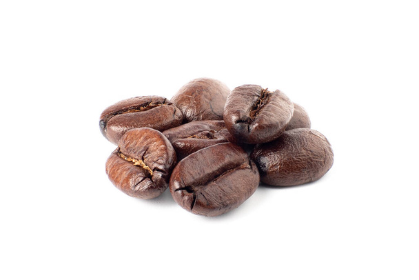 Pörkölt kávébab izolált fehér alapon - Fotó, kép
