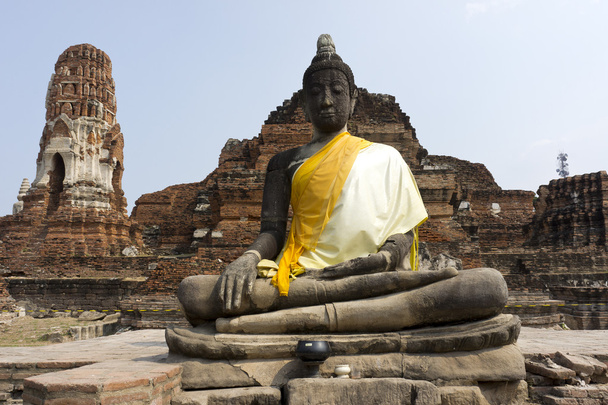 Разрушить статую Будды в Аюттхая Таиланд
 - Фото, изображение