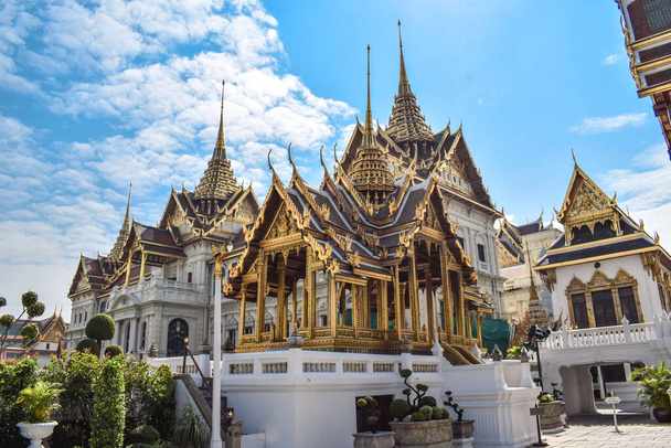 El hermoso Gran Palacio de oro decorado en Bangkok Tailandia
 - Foto, imagen