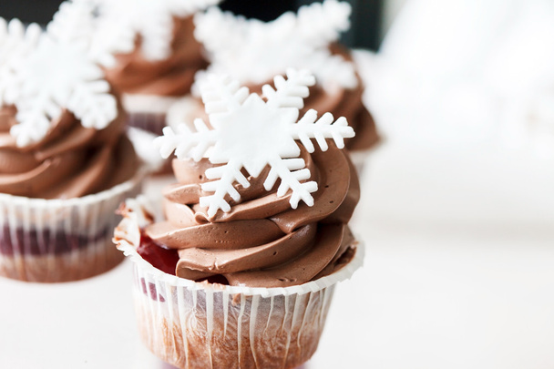 Christmas cupcakes - Фото, изображение