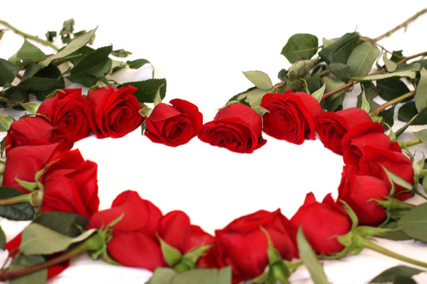 Cuore di rose rosse - Foto, immagini