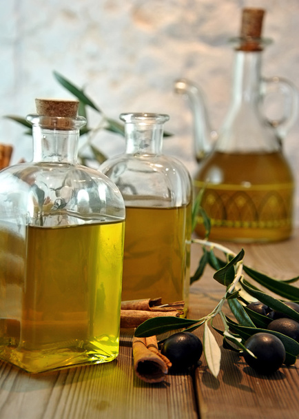 bottled olive oil - Foto, imagen