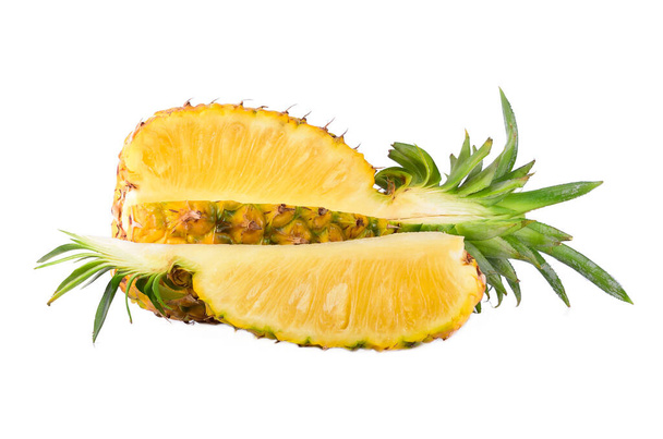 pineapple isolated on white - Foto, Imagem