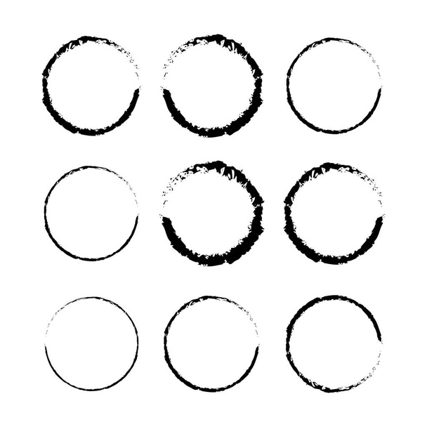 Set of 9 kézzel rajzolt Scribble Circles, vektor logó tervezési elemek - Vektor, kép