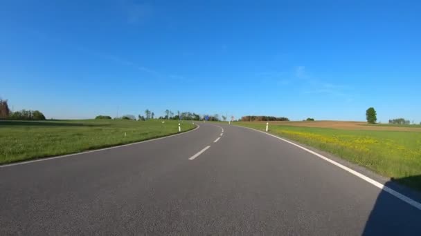 Autofahrt im Frühling - Filmmaterial, Video
