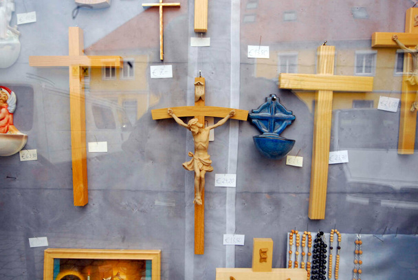 cruz cristiana, símbolo de fe creer en Jesucristo y la religión cristiana  - Foto, Imagen