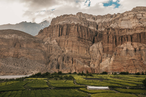 Upper mustang - Kingdom of Lo. Nepal Landscape. - Foto, afbeelding