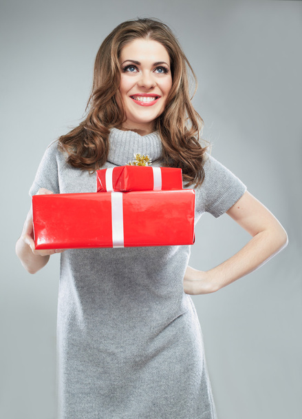 Woman hold gift - Foto, Imagen