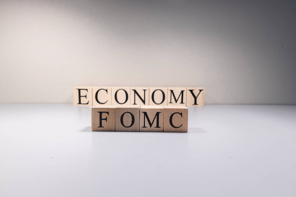 FOMC Riunione Verbale parola su Candeliere grafico Forex sfondo
. - Foto, immagini
