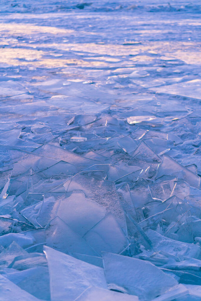 Lac gelé à Baikal, Russie
 - Photo, image