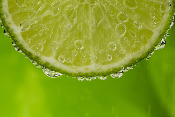 Lime in the bubbles - Photo, Image