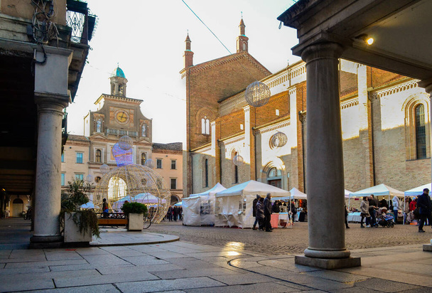 Bouw en architectuur in de straten van Italië - Foto, afbeelding
