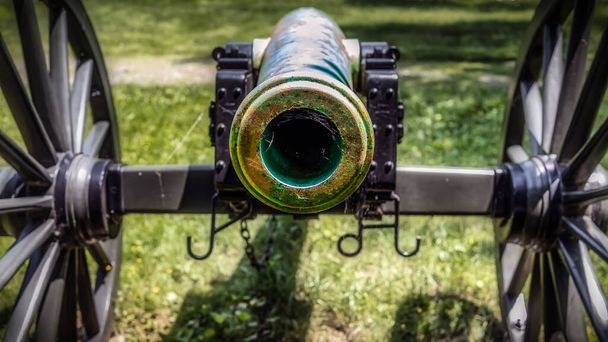 Die Frontansicht einer Kanone aus dem Bürgerkrieg in West Virginia. - Foto, Bild