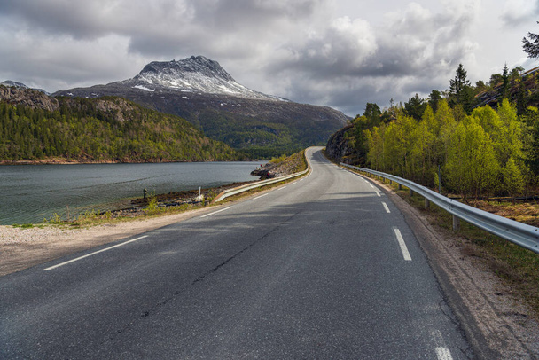 Scenic view of Norwegian landscape    - Foto, Bild