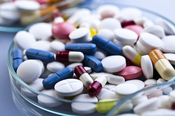 Drugs, medicijnen, tabletten, pillen - Foto, afbeelding