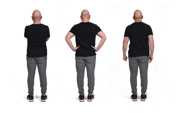 diferentes poses traseiras de um homem careca vestindo sportswear - Foto, Imagem