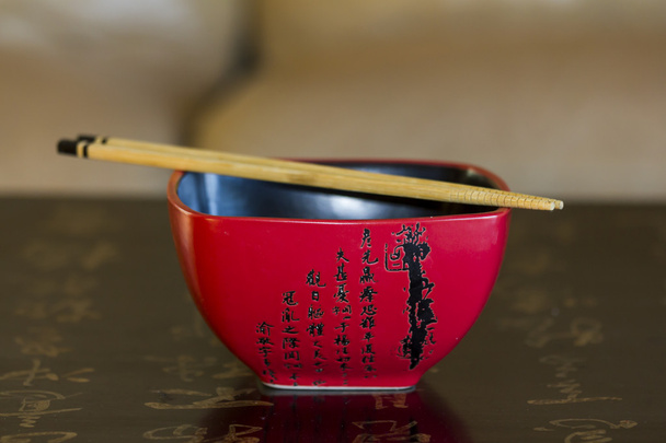 piros kínai rizs tál díszített Kínai kalligráfia a ch - Fotó, kép